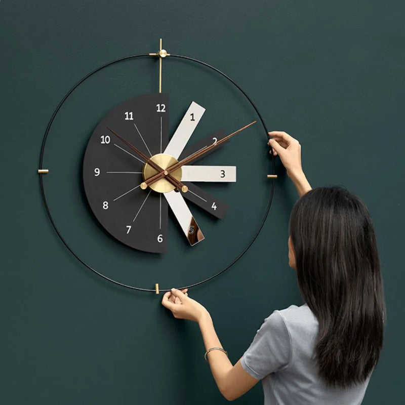 Eliot Time Art Clock
