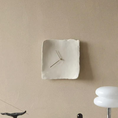 Eva Minimalist Clock