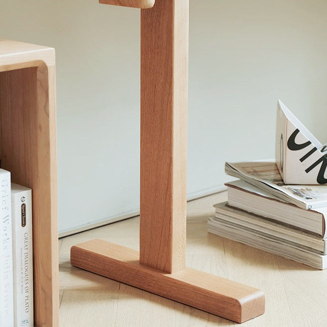 Matthau Standing Magazine Rack